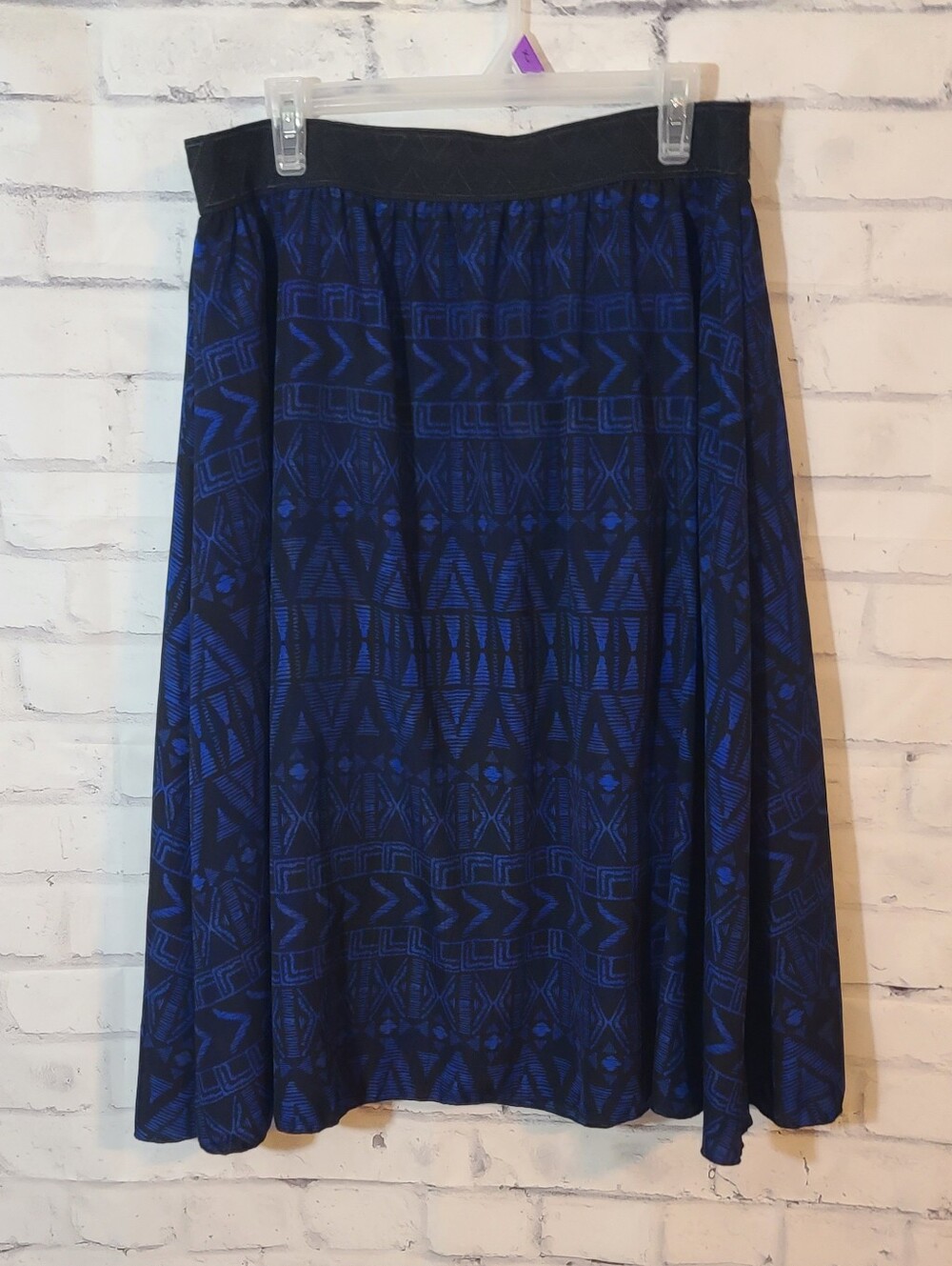 LuLaRoe Blue/Black Geometric Pull-On A-Line Knee Skirt XL